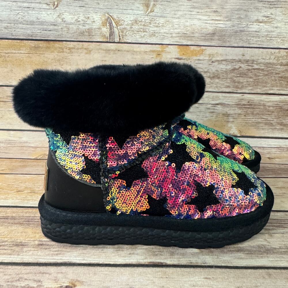 Doe A Dear Girls Sequins Star Black Furry Booties Size 1